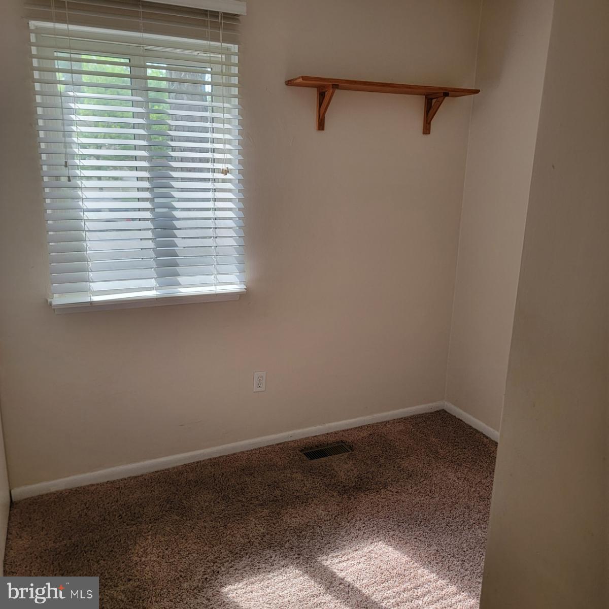 9620 Rocksparkle Row Columbia, MD 21045 - Photo 30 of 38