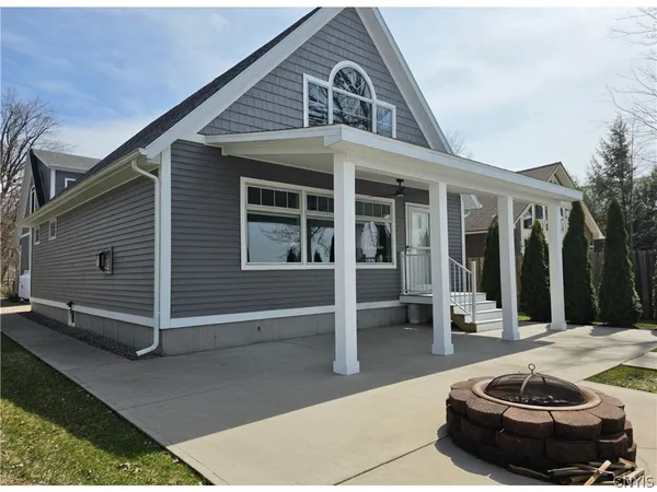 $649,900 | 7327 Lakeshore Drive, Vienna, NY 13308