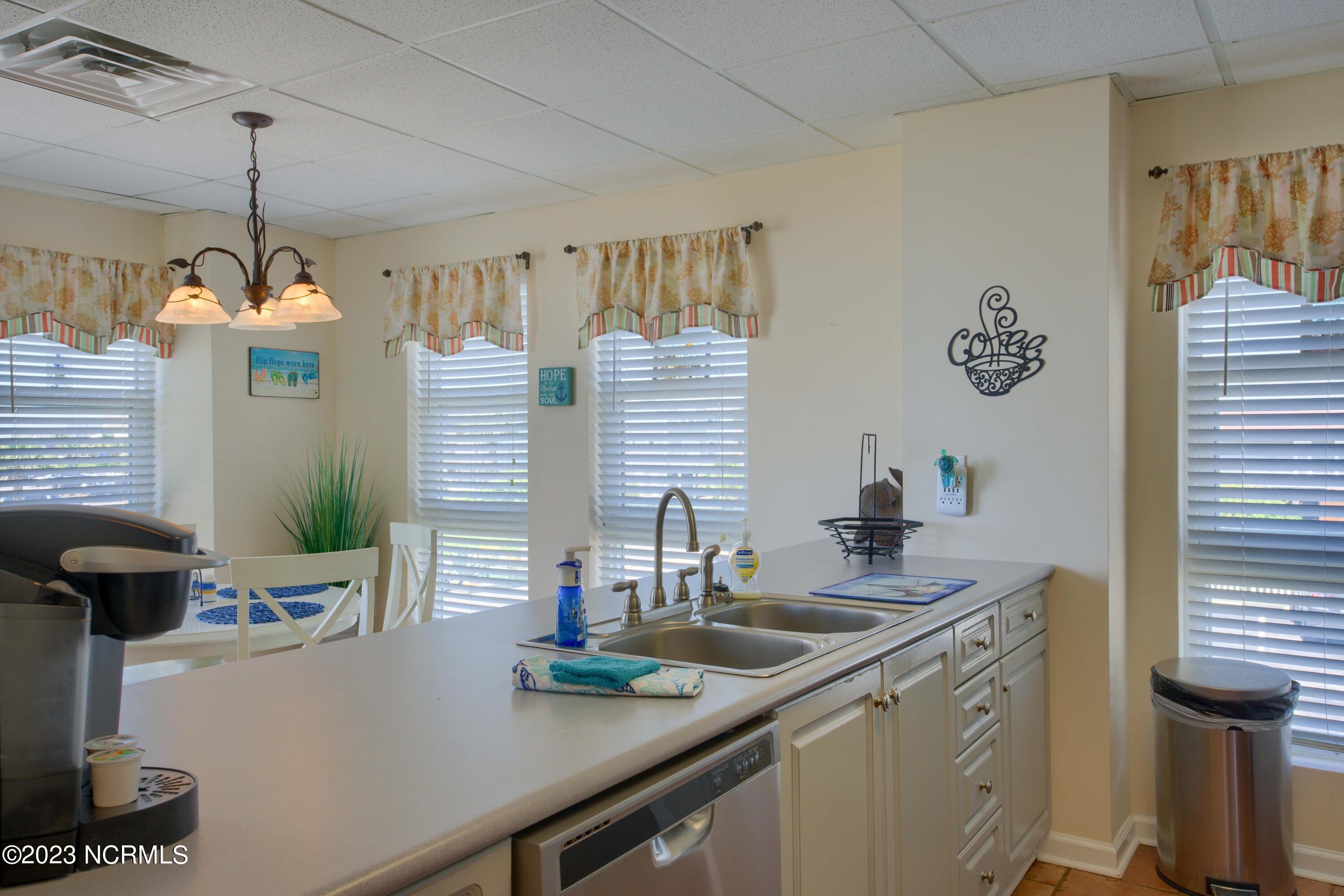 2000 New River Inlet Road, Unit 3001 North Topsail Beach, NC 28460 - Photo 9 of 34 3001 St. Regis - Interiors - Edited_18