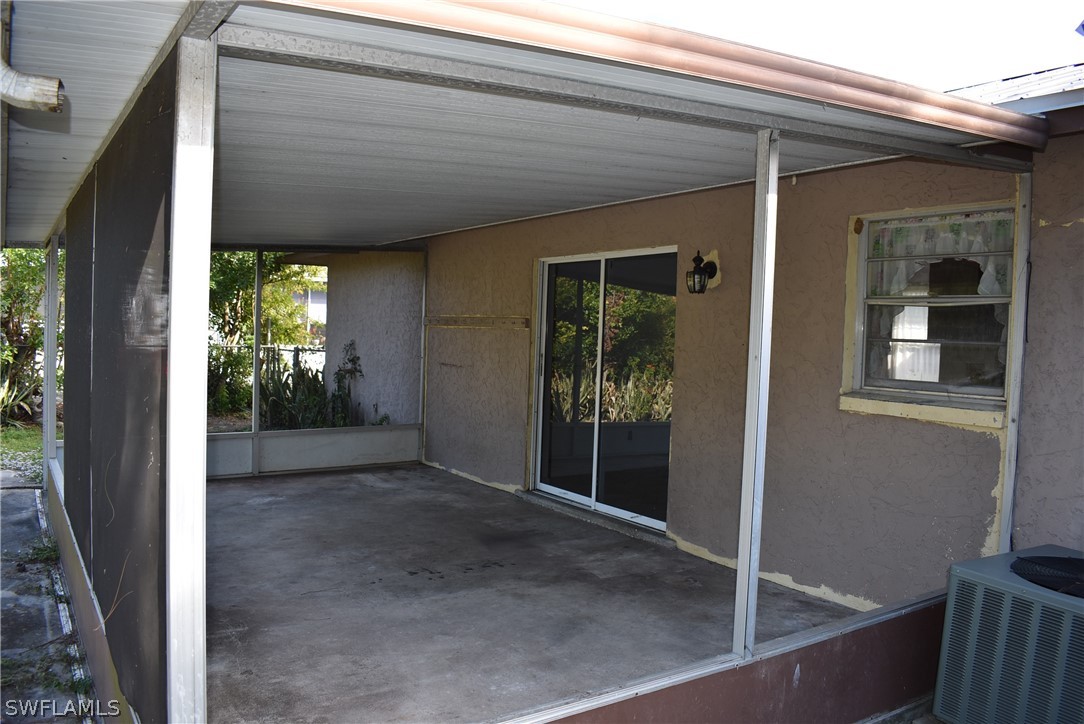 7229 Myrtle Road Fort Myers, FL 33967 - Photo 3 of 15 a view of entryway