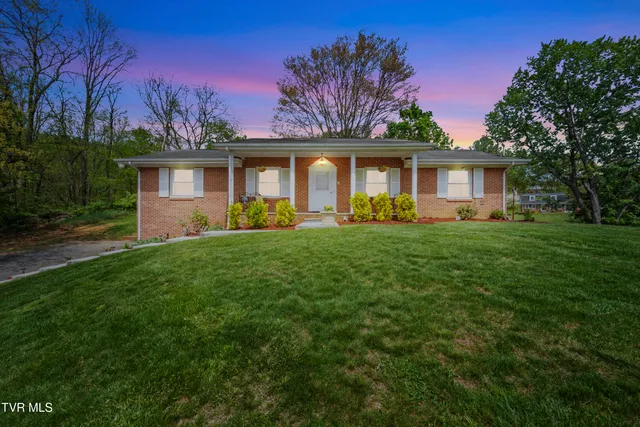 $239,000 | 7357 White Pine Circle, Bristol, VA 24202