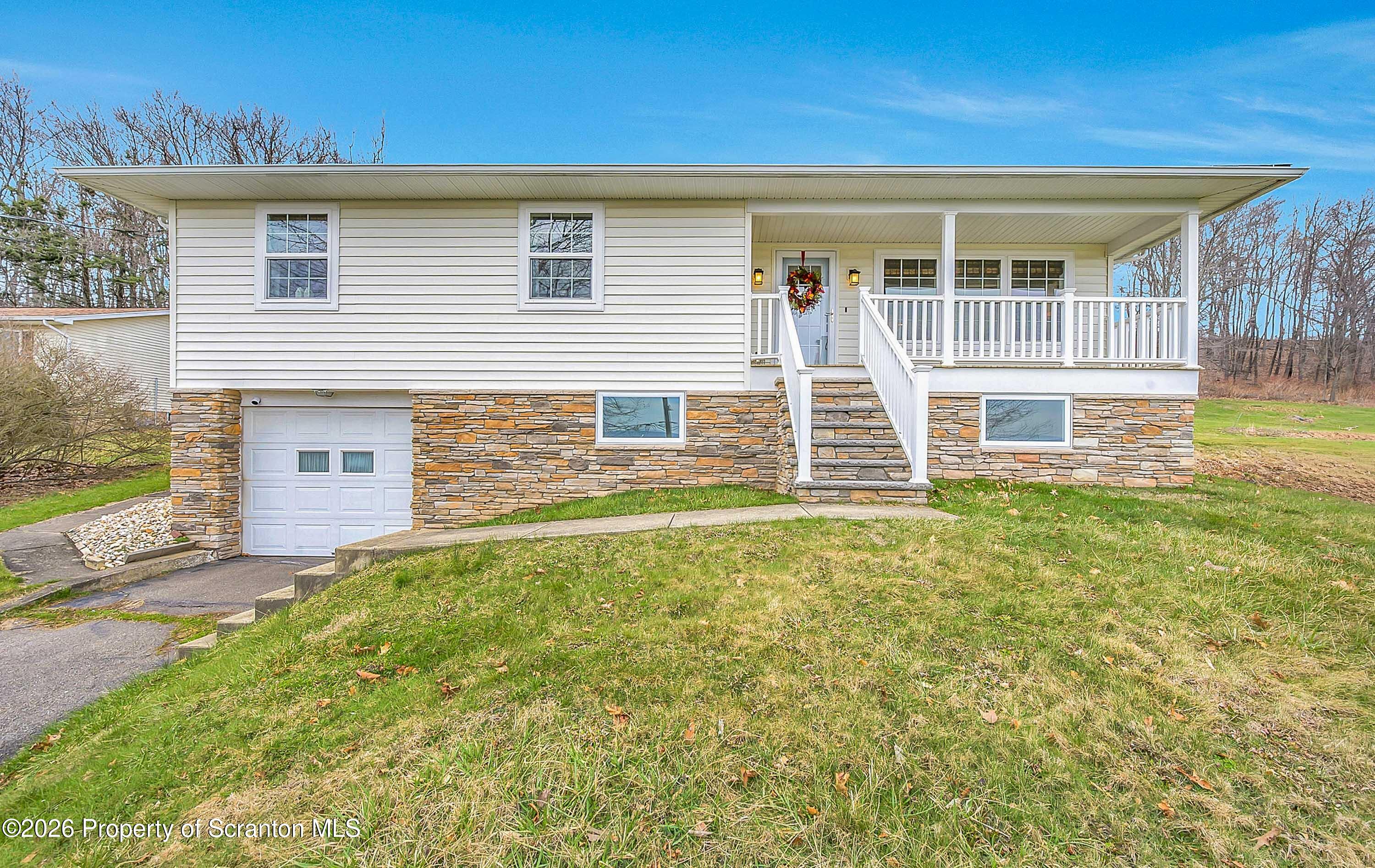 18 9th Street Blakely, PA 18447 - Photo 1 of 30 9th Ave
