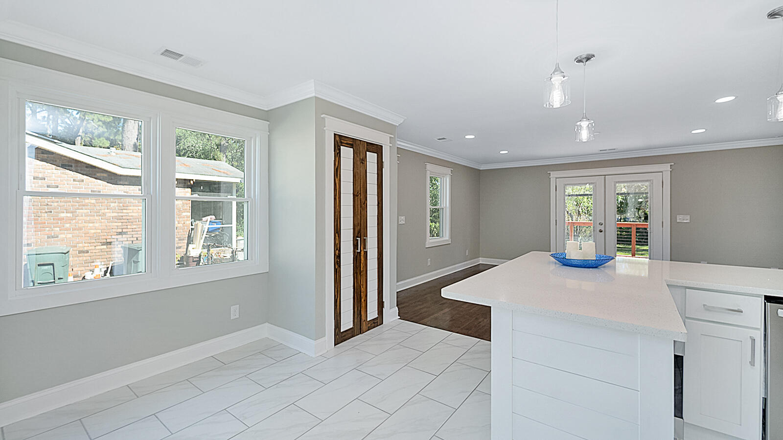 5932 Maple Street Hanahan, SC 29410 - Photo 9 of 34 5932 Maple Street 8 of 35
