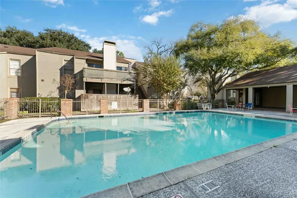 $69,000 | 9707 Richmond Avenue, Unit 49, Houston, TX 77042