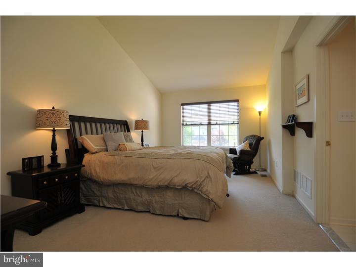 65 Warwick Road West Windsor, NJ 08550 - Photo 11 of 25 Master Bedroom