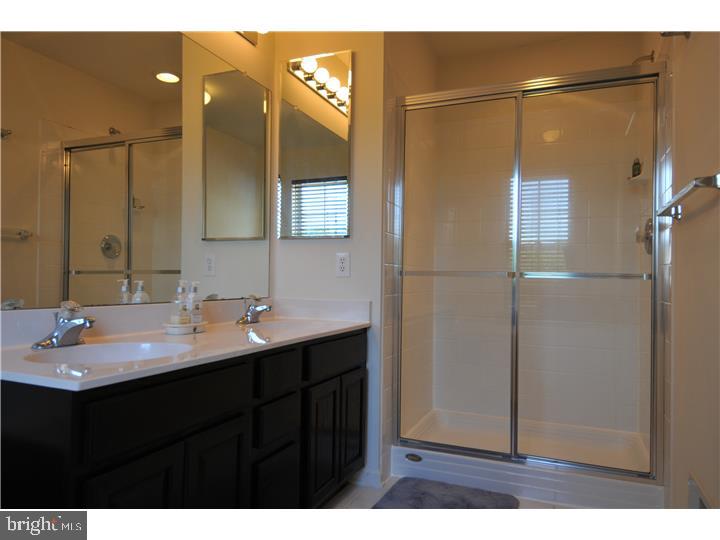 65 Warwick Road West Windsor, NJ 08550 - Photo 12 of 25 Master Bathroom