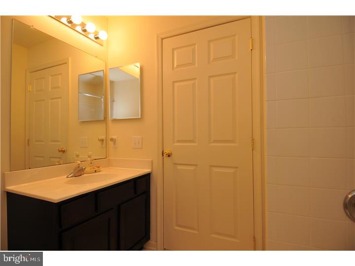 65 Warwick Road West Windsor, NJ 08550 - Photo 14 of 25 Bathroom