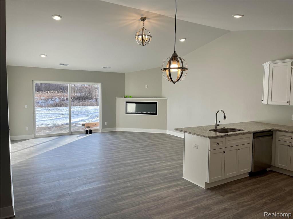 61277 11 Mile Road South Lyon, MI 48178 - Photo 4 of 18