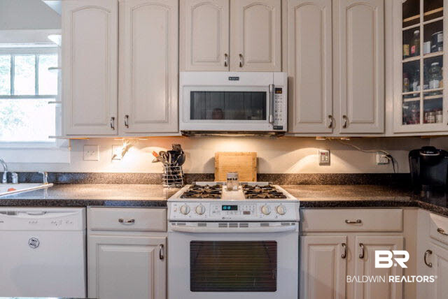 160 Williams Street Mobile, AL 36606 - Photo 15 of 35