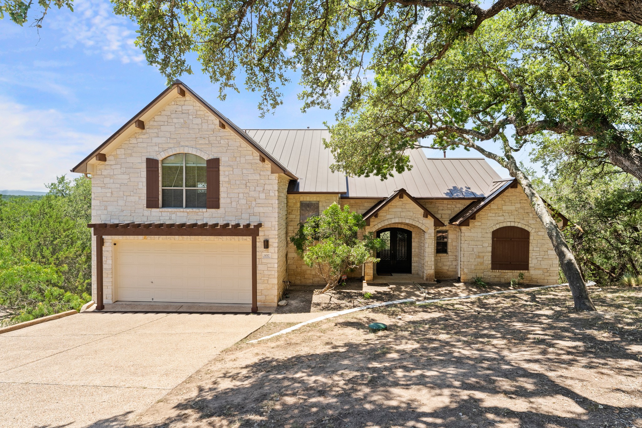 1017 Coventry Road Spicewood, TX 78669 - Photo 7 of 35
