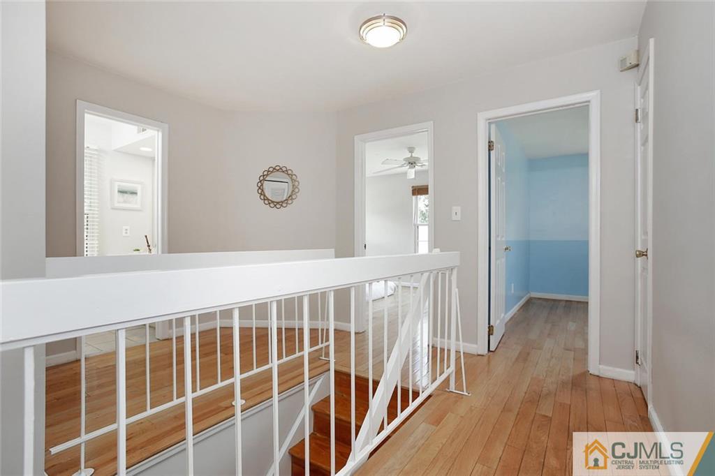 1901 Timber Oaks Road Edison, NJ 08820 - Photo 15 of 23 a view of a balcony