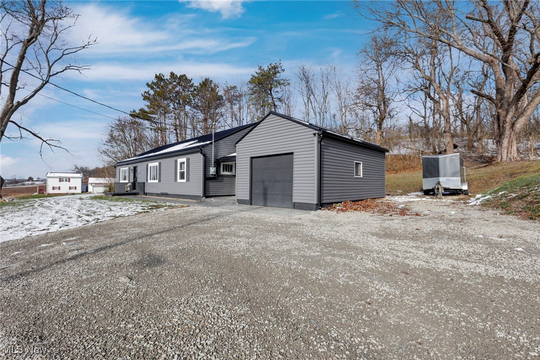 11275 Ideal Road Byesville, OH 43723 - Photo 3 of 40