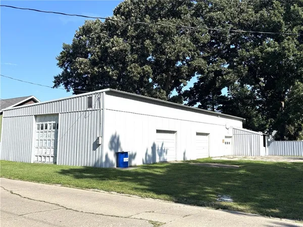 $44,500 | 206 East 9th Street, Pana, IL 62557