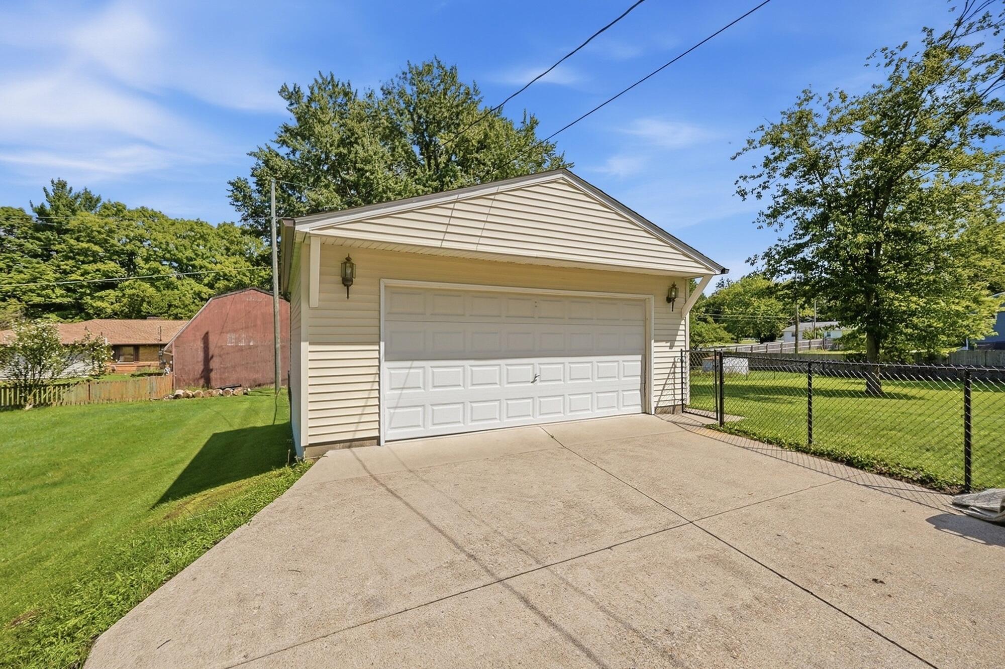 1652 Ridgeway Drive Springfield, OH 45506 - Photo 30 of 30 1652 Ridgeway Drive