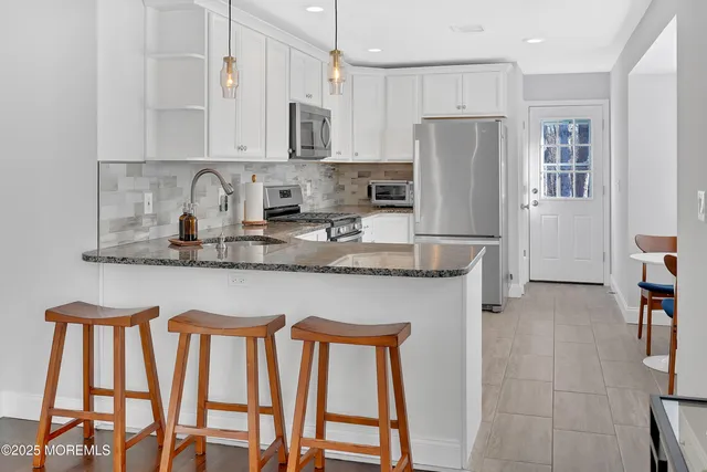 $579,000 | 380 Navesink Avenue, Highlands, NJ 07732