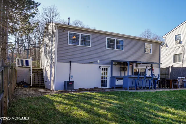 $579,000 | 380 Navesink Avenue, Highlands, NJ 07732