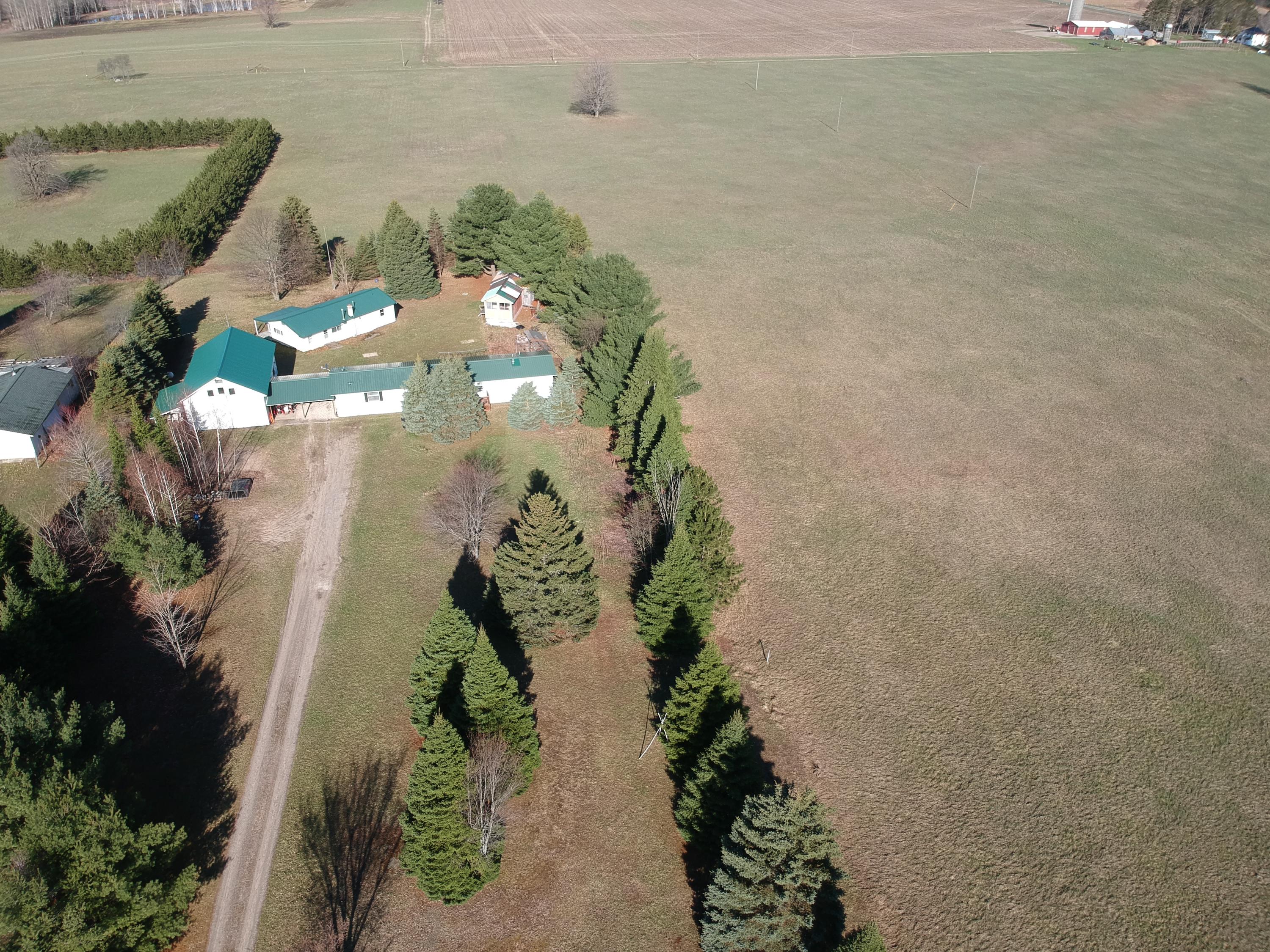 9930 Banwell Road Alanson, MI 49706 - Photo 21 of 22 Gallery Image 21