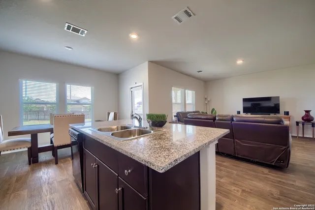 $1,900 | 13915 Arkose, San Antonio, TX 78253