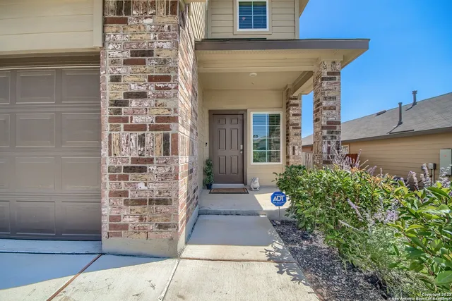 $1,900 | 13915 Arkose, San Antonio, TX 78253