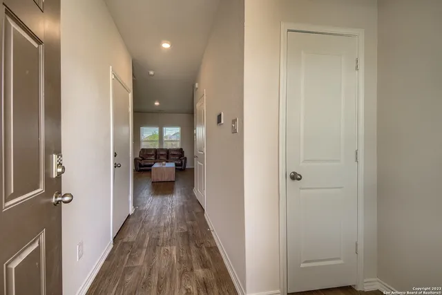 $1,900 | 13915 Arkose, San Antonio, TX 78253