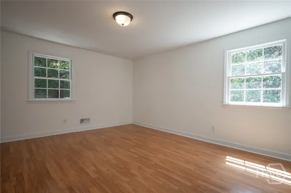 $577,500 | 215 Lenox Road, Athens, GA 30606