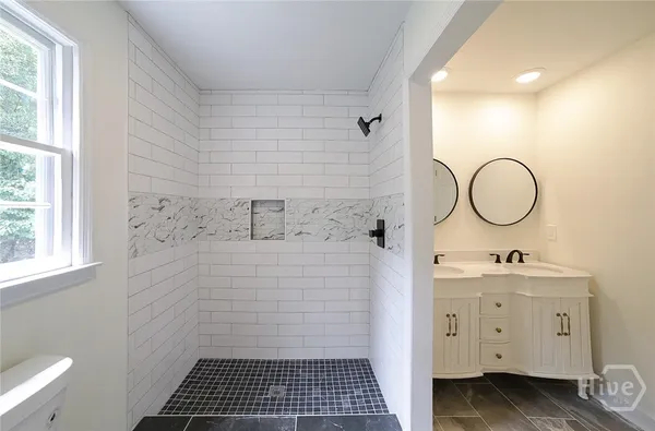 $577,500 | 215 Lenox Road, Athens, GA 30606