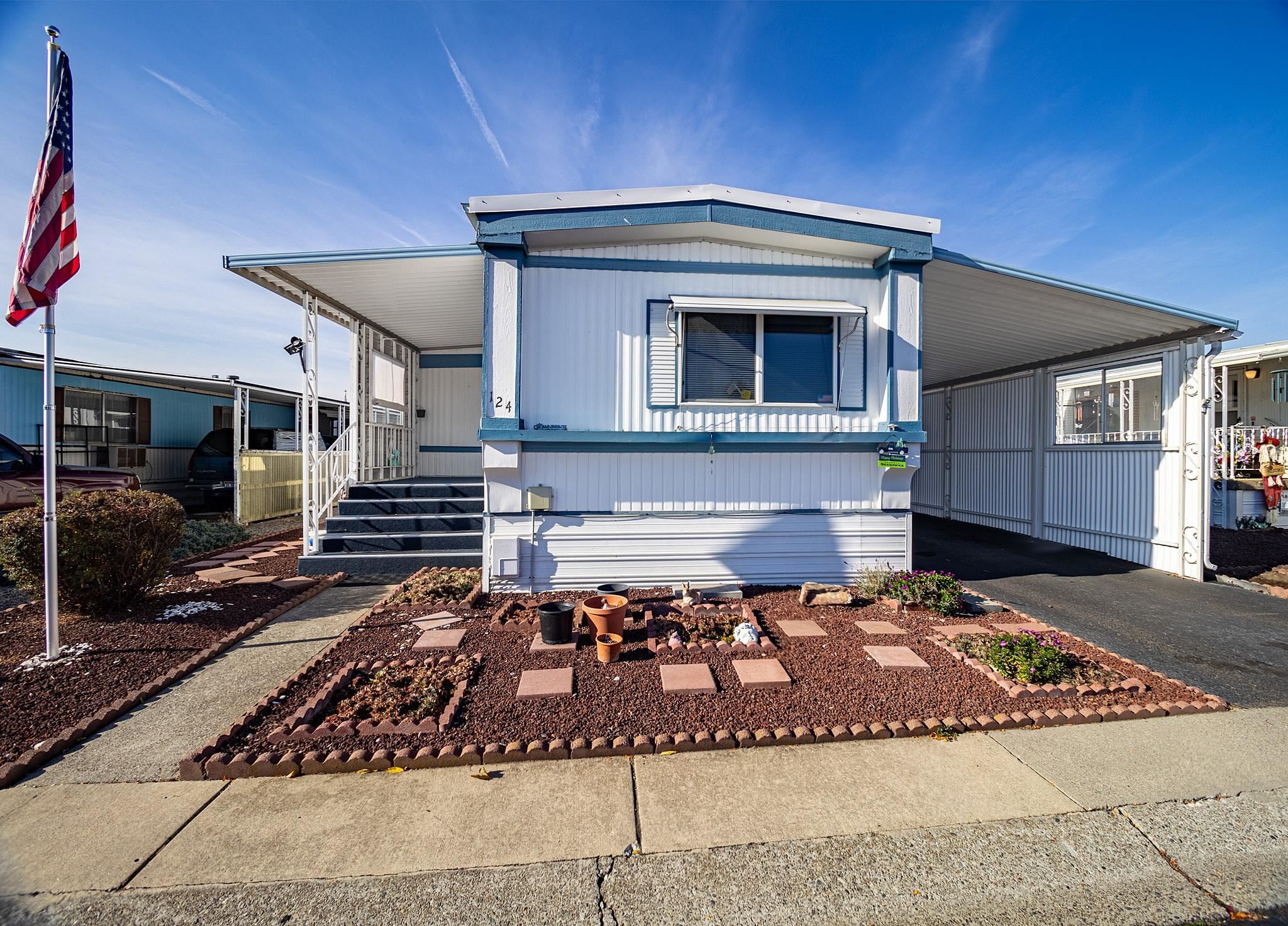1211 East Lyons Avenue, Unit 124 Spokane, WA 99208 - Photo 1 of 24
