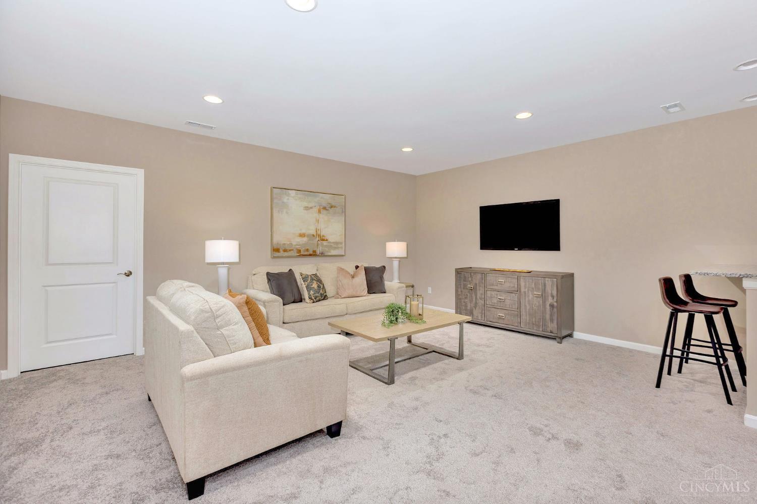 3636 Brotherton Road Cincinnati, OH 45209 - Photo 16 of 39