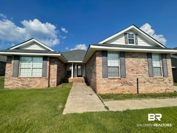 $2,175 | 21822 Eastbrook Street, Fairhope, AL 36532
