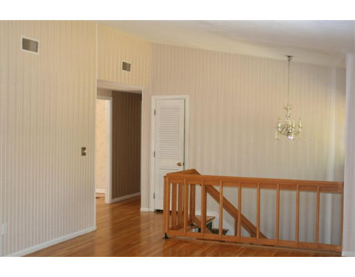 34 Joyce Road Wayland, MA 01778 - Photo 9 of 13 Gallery Image 9