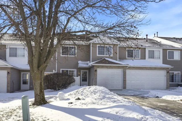 $230,000 | 6240 158th Street West, Unit 59, Apple Valley, MN 55124