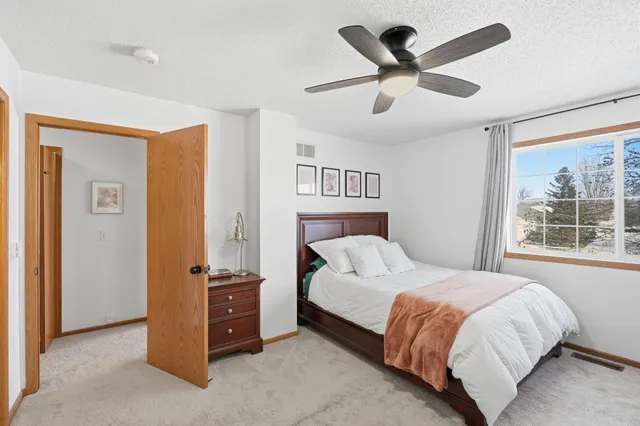 $230,000 | 6240 158th Street West, Unit 59, Apple Valley, MN 55124