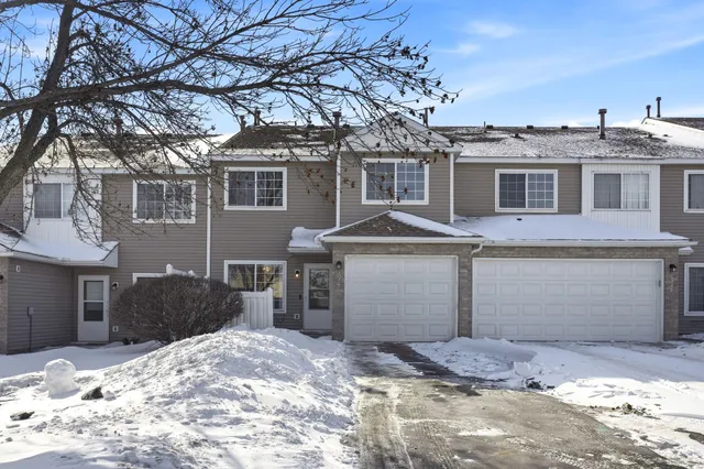 $230,000 | 6240 158th Street West, Unit 59, Apple Valley, MN 55124