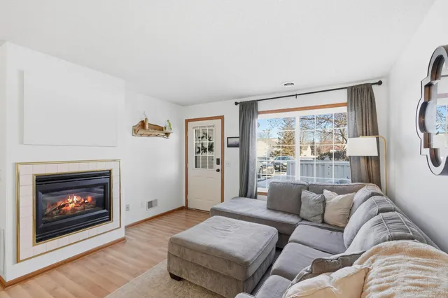 $230,000 | 6240 158th Street West, Unit 59, Apple Valley, MN 55124