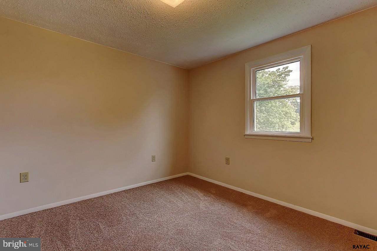 34 Edith Drive Windsor, PA 17366 - Photo 20 of 36 Gallery Image 20