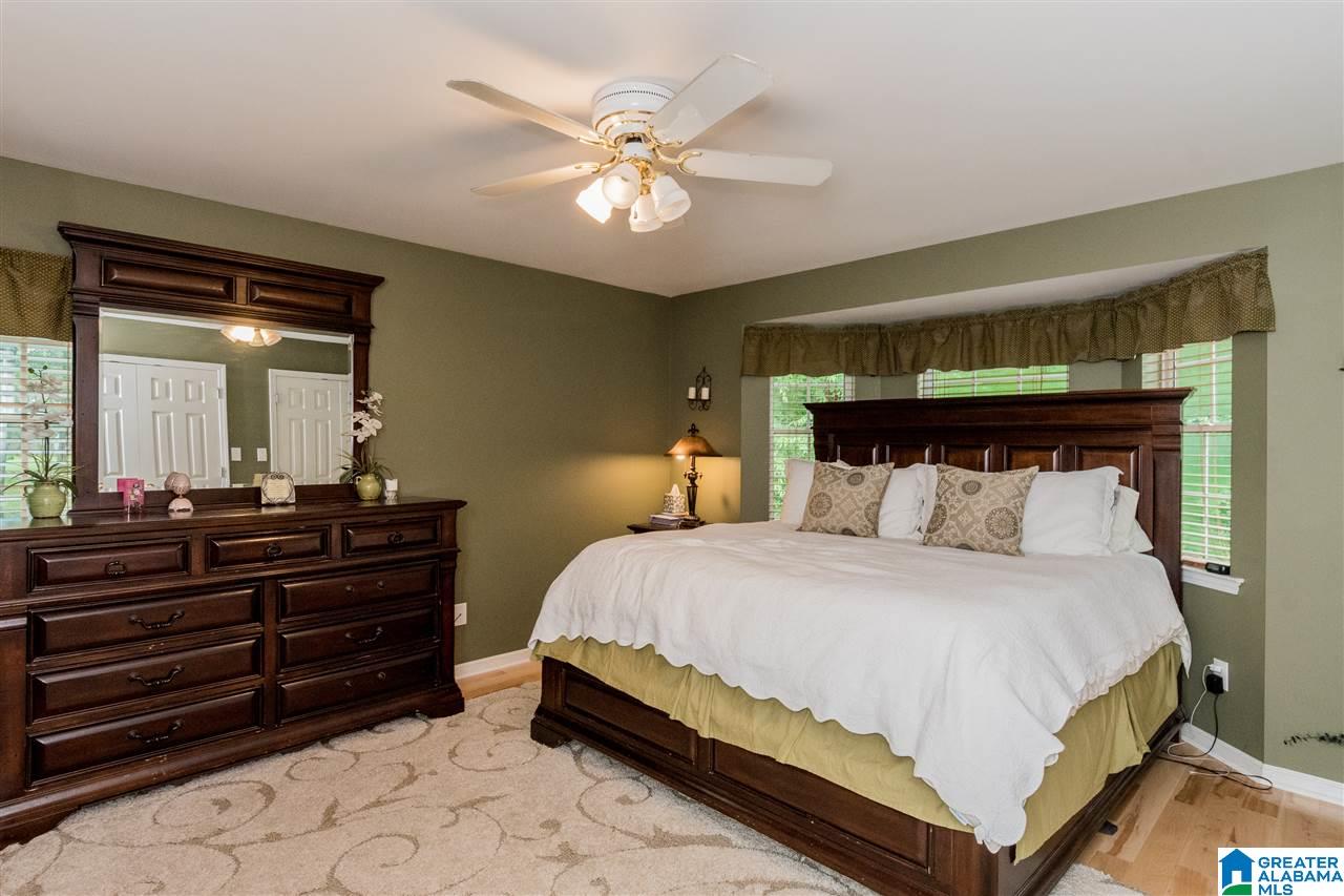 544 19th Street Calera, AL 35040 - Photo 7 of 33
