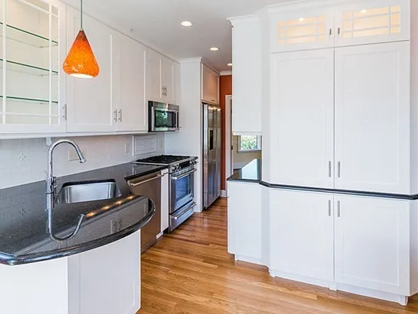 $4,800 | 832 Belmont Street, Unit 2, Watertown, MA 02472