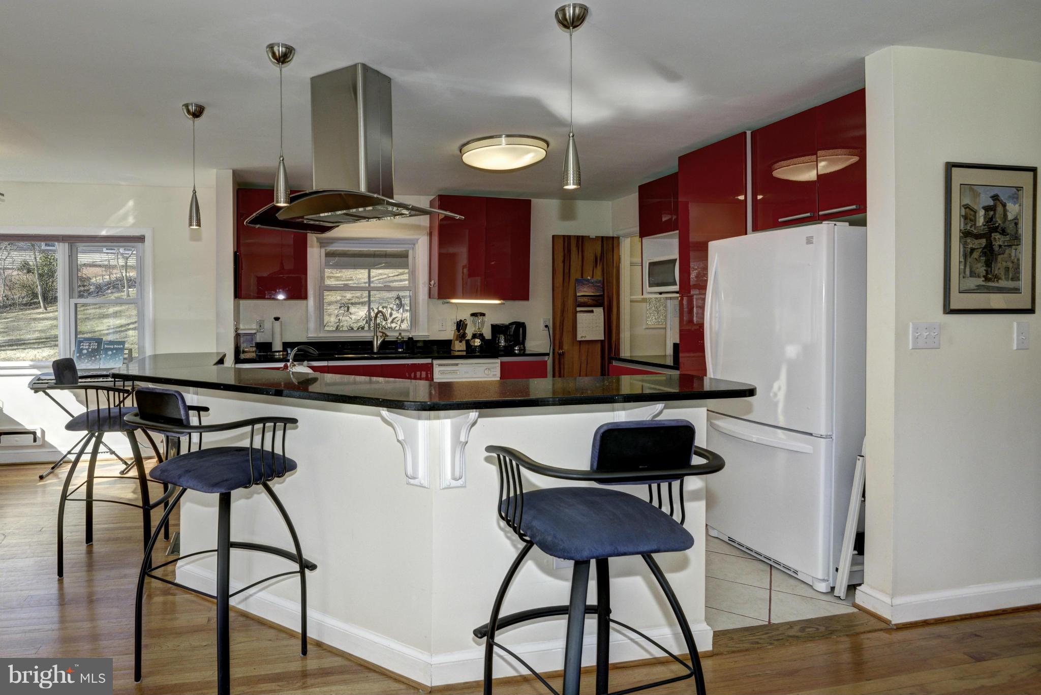 9307 Compton Street Silver Spring, MD 20901 - Photo 7 of 28 Ravishing rouge kitchen reno.!