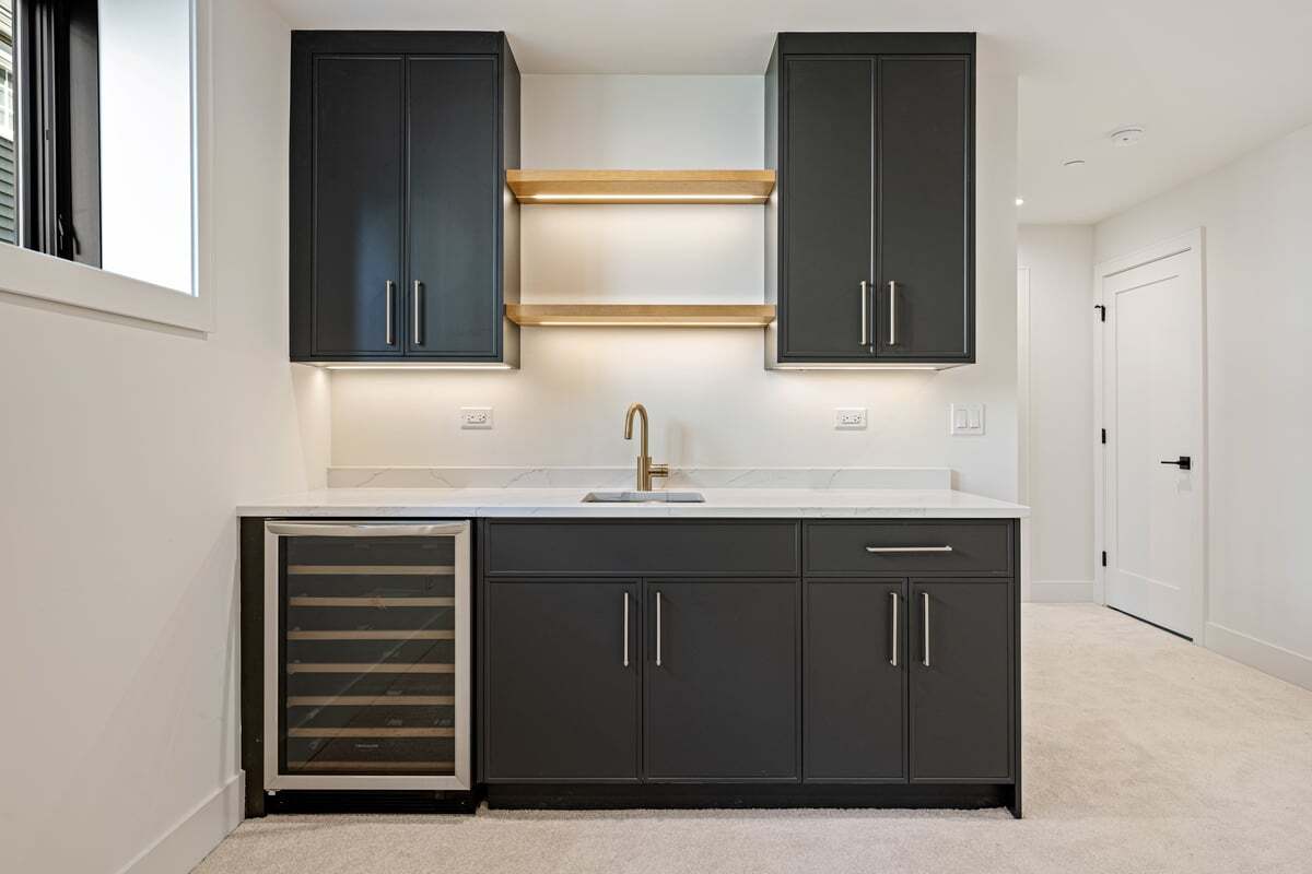 2422 Grant Street Evanston, IL 60201 - Photo 23 of 27