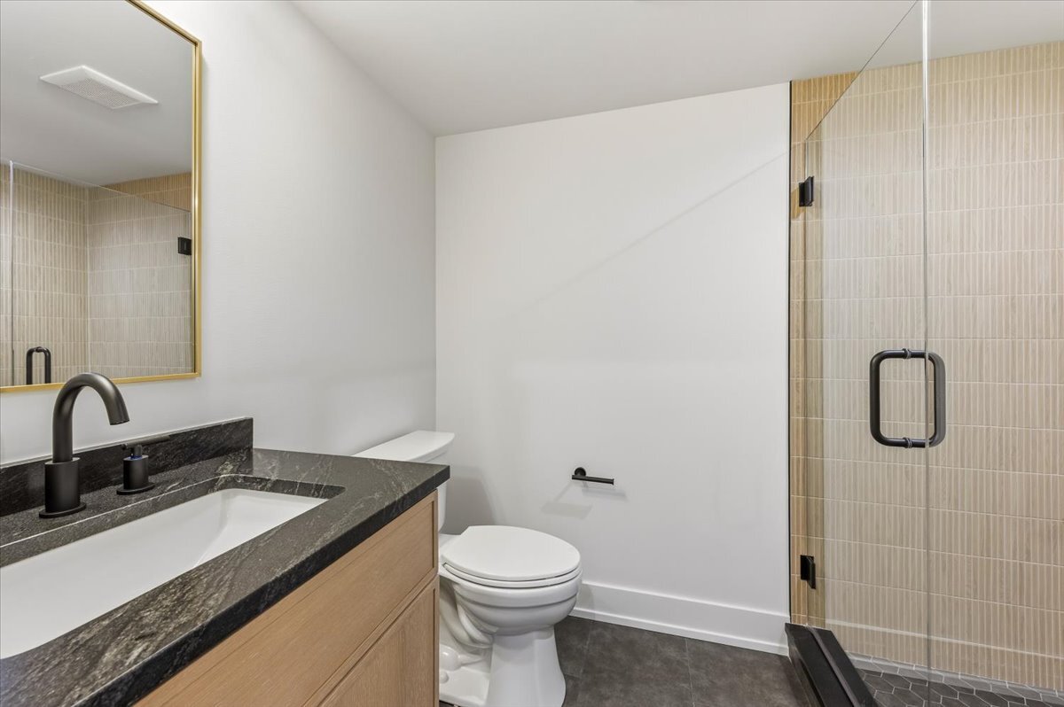 2422 Grant Street Evanston, IL 60201 - Photo 24 of 27