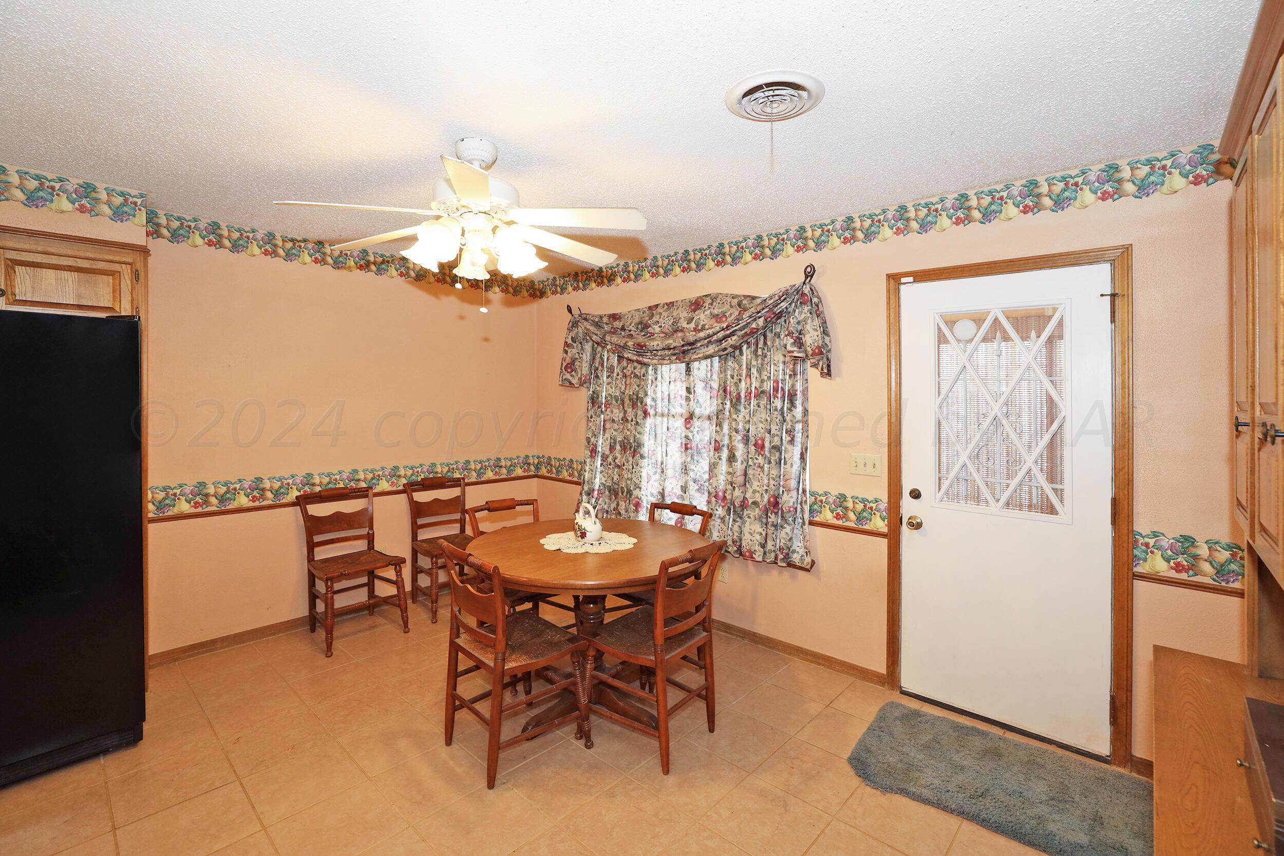 6126 Belpree Road Amarillo, TX 79106 - Photo 13 of 30 Dining Area