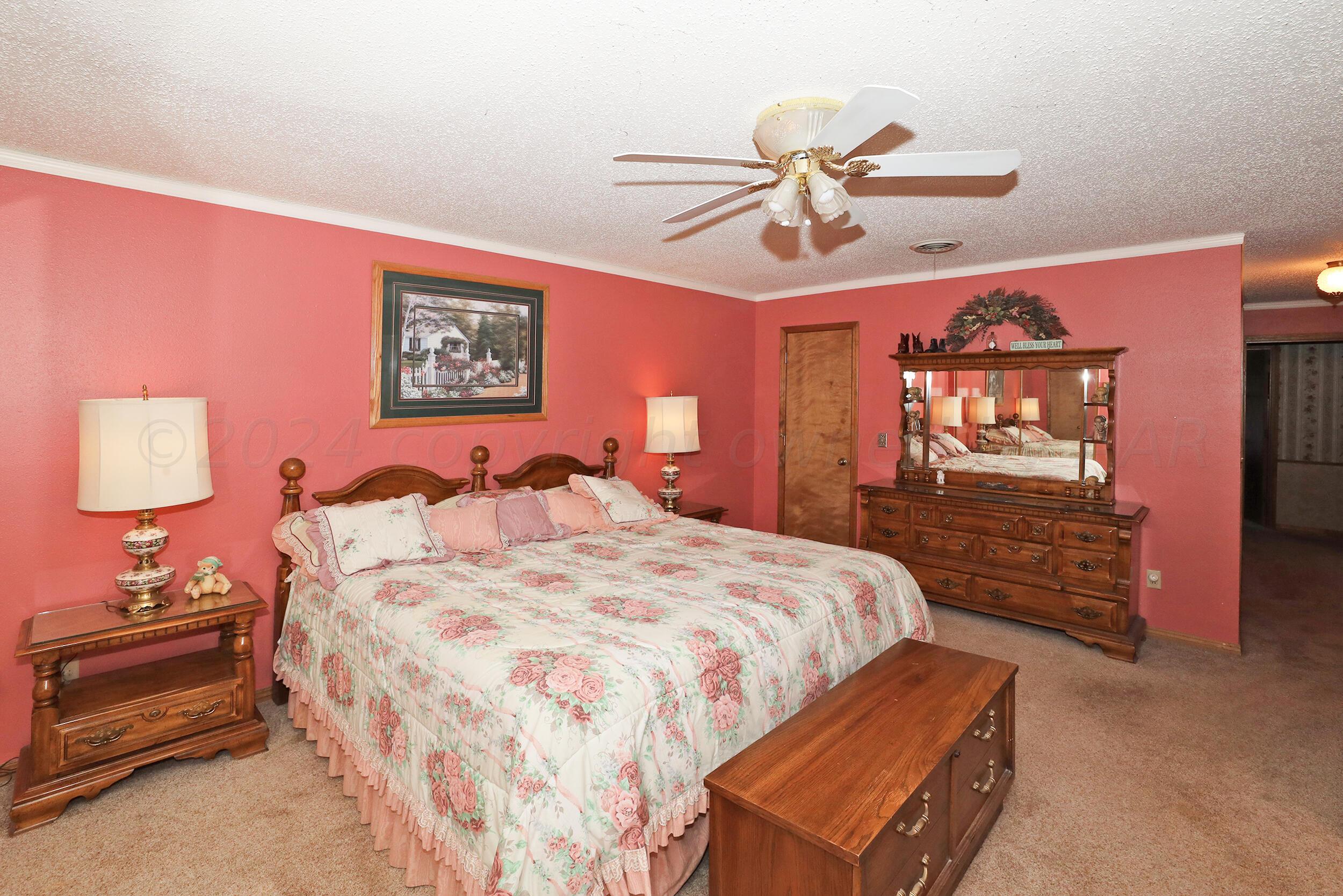 6126 Belpree Road Amarillo, TX 79106 - Photo 16 of 30 Master Bedroom2