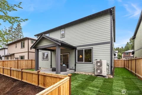 $1,199,800 | 10675 Southeast 170th Place, Renton, WA 98055