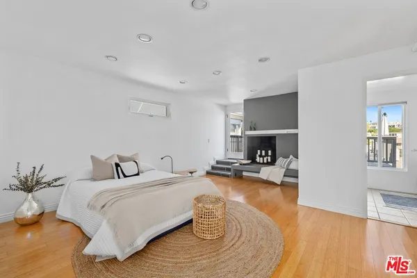 $3,195,000 | 411 Rees Street, Playa del Rey, CA 90293