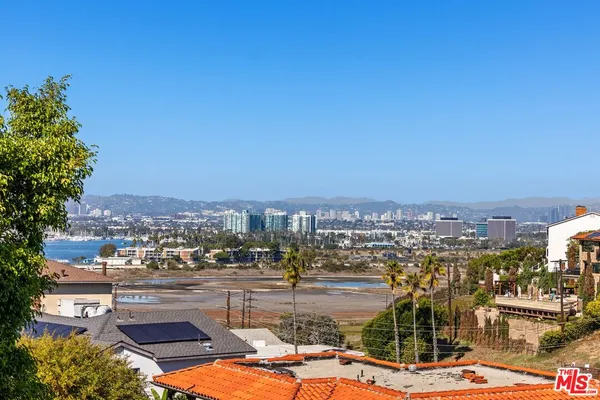 $3,195,000 | 411 Rees Street, Playa del Rey, CA 90293