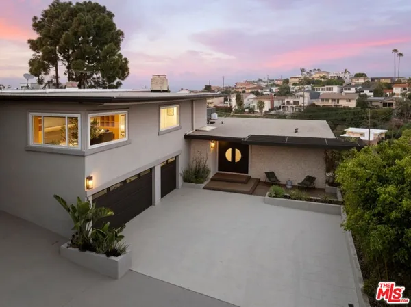 $3,195,000 | 411 Rees Street, Playa del Rey, CA 90293