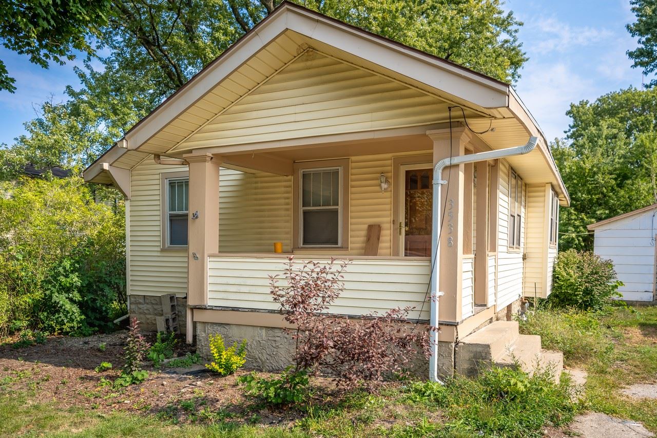 3538 Leesburg Road Fort Wayne, IN 46808 - Photo 1 of 17