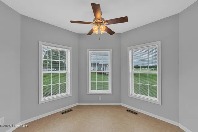 $580,000 | 817 Tulls Creek Road, Moyock, NC 27958