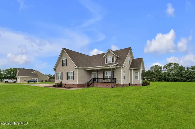 $580,000 | 817 Tulls Creek Road, Moyock, NC 27958