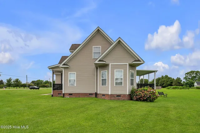 $580,000 | 817 Tulls Creek Road, Moyock, NC 27958